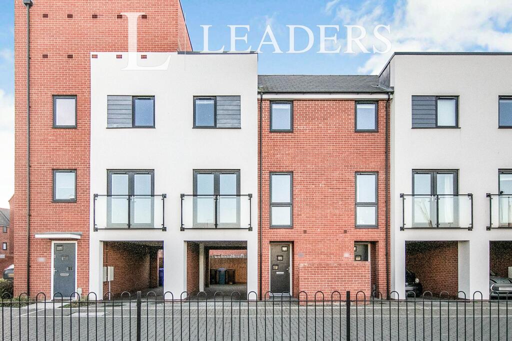 4 bed Detached for rent in Ipswich. From Leaders Sales - Ipswich