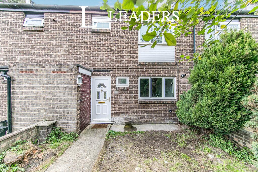 3 bed Mid Terraced House for rent in Ipswich. From Leaders Sales - Ipswich
