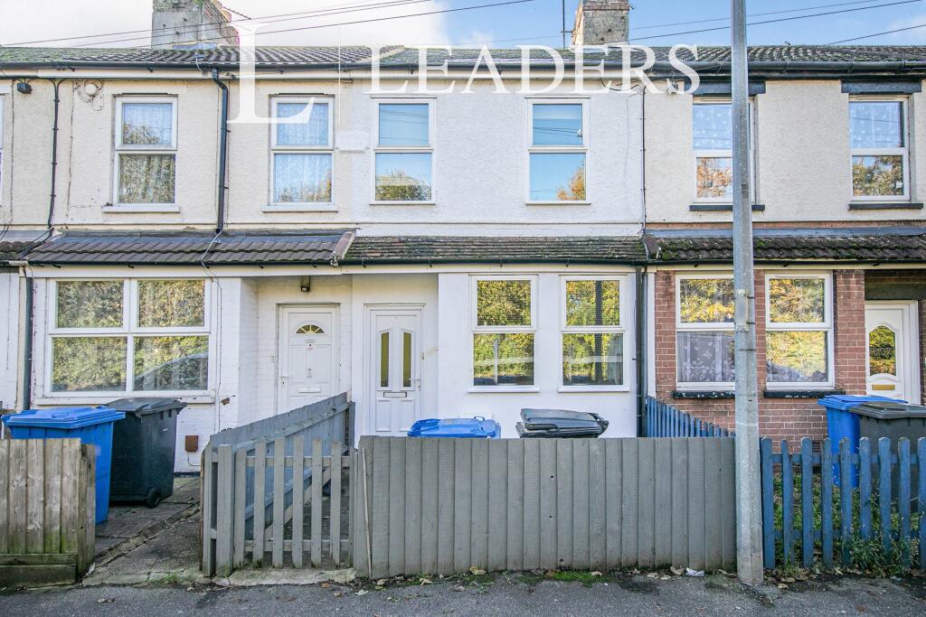3 bed Mid Terraced House for rent in Ipswich. From Leaders Sales - Ipswich