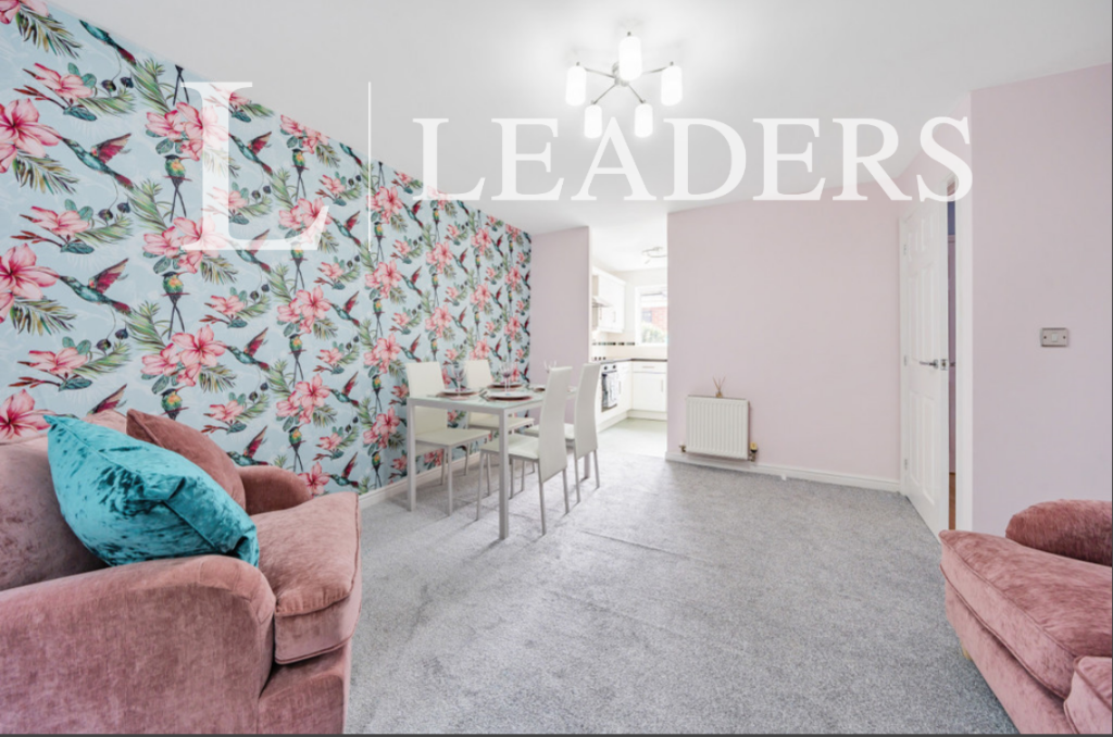 2 bed 1st Floor Flat for rent in Kenilworth. From Leaders Sales - Kenilworth