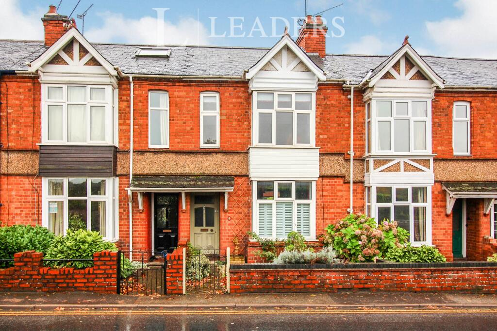 3 bed Mid Terraced House for rent in Kenilworth. From Leaders Sales - Kenilworth