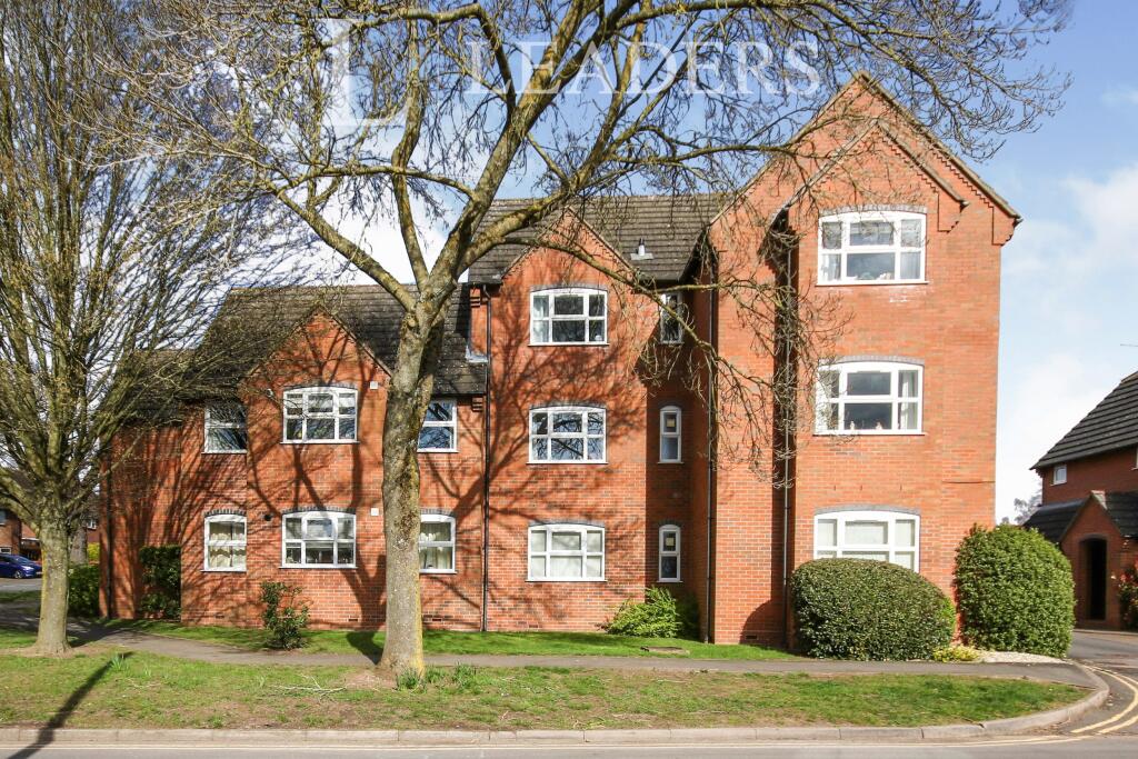 2 bed 1st Floor Flat for rent in Kenilworth. From Leaders Sales - Kenilworth