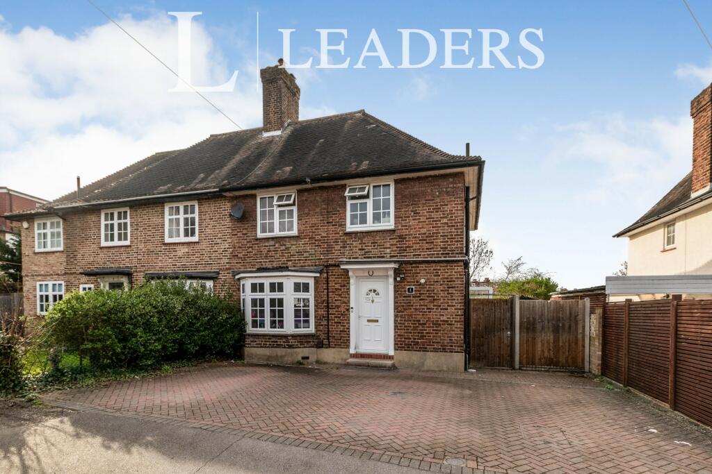 3 bed Semi-Detached House for rent in New Malden. From Leaders - Kingston upon Thames