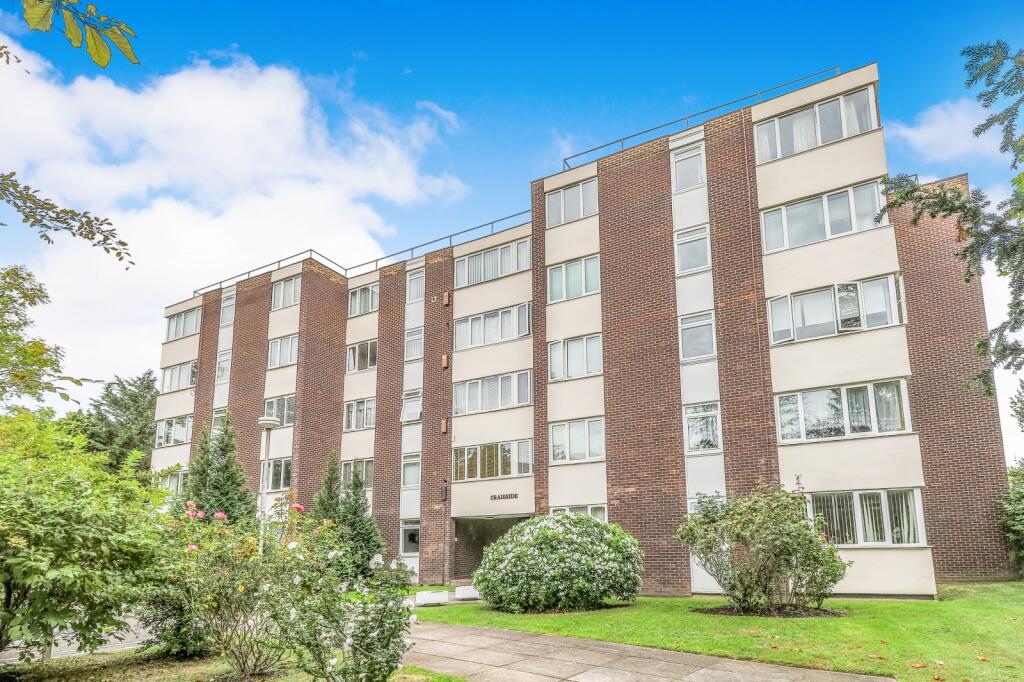 2 bed 1st Floor Flat for rent in Kingston upon Thames. From Leaders Sales - Kingston Upon Thames