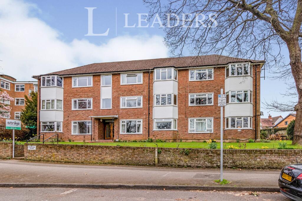 2 bed 1st Floor Flat for rent in Kingston upon Thames. From Leaders Sales - Kingston Upon Thames
