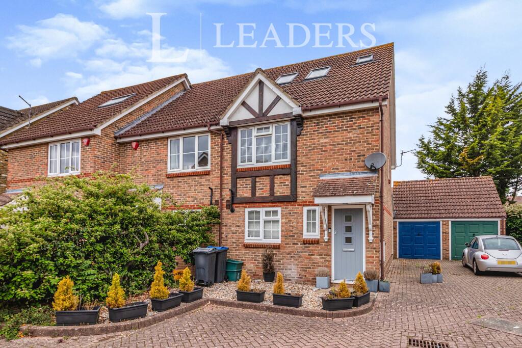 3 bed Semi Detached for rent in Teddington. From Leaders Sales - Kingston Upon Thames 3 bed Semi Detached for rent in Teddington. From Leaders Sales - Kingston Upon Thames