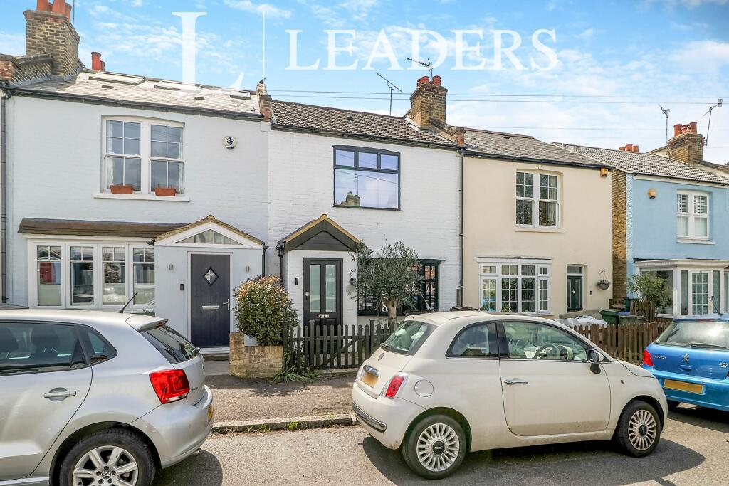 2 bed Cottage for rent in Long Ditton. From Leaders Sales - Kingston Upon Thames