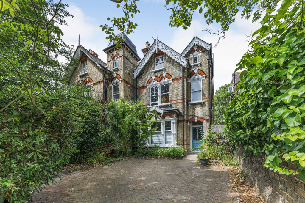 1 bed 1st Floor Flat for rent in Kingston upon Thames. From Leaders Sales - Kingston Upon Thames 1 bed 1st Floor Flat for rent in Kingston upon Thames. From Leaders Sales - Kingston Upon Thames