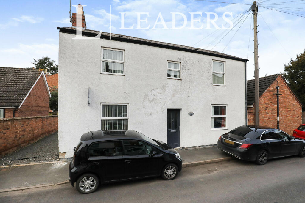 6 bed Town House for rent in Whitnash. From Leaders Lettings - Leamington Spa