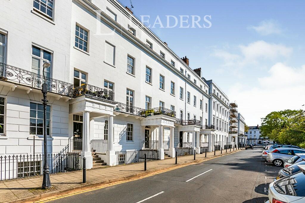 1 bed Flat for rent in Royal Leamington Spa. From Leaders - Leamington Spa