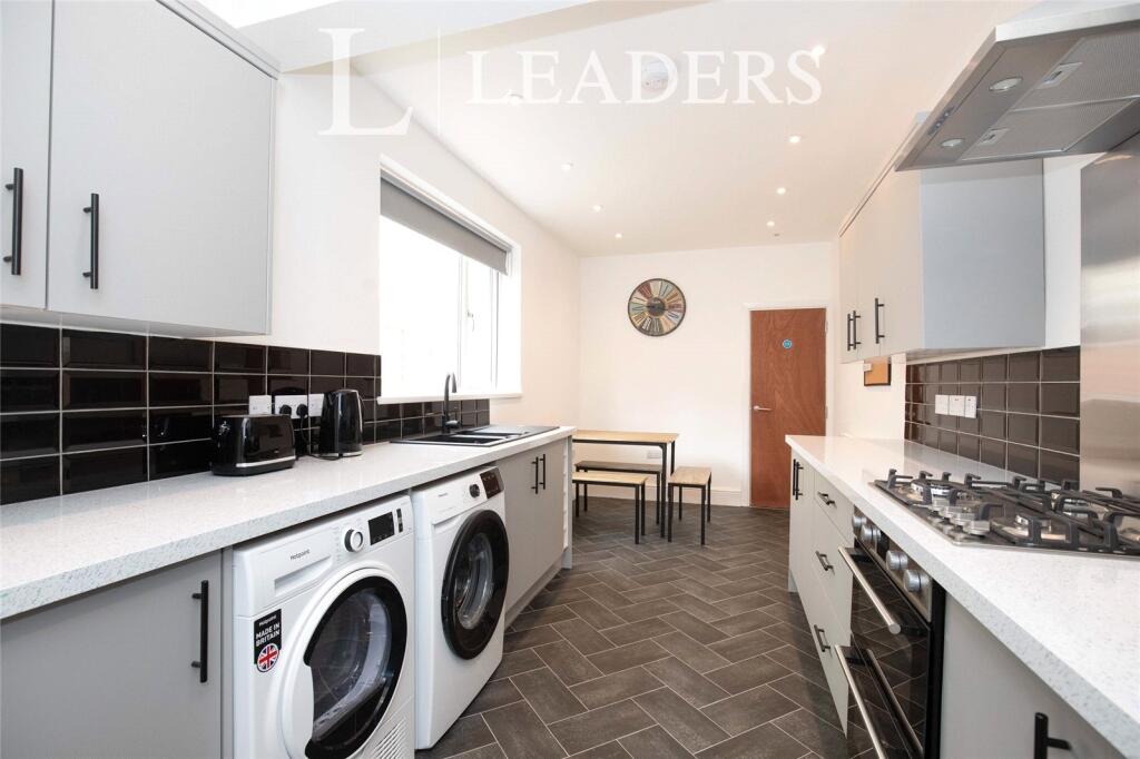 4 bed Detached for rent in Rugby. From Leaders - Leamington Spa 4 bed Detached for rent in Rugby. From Leaders - Leamington Spa