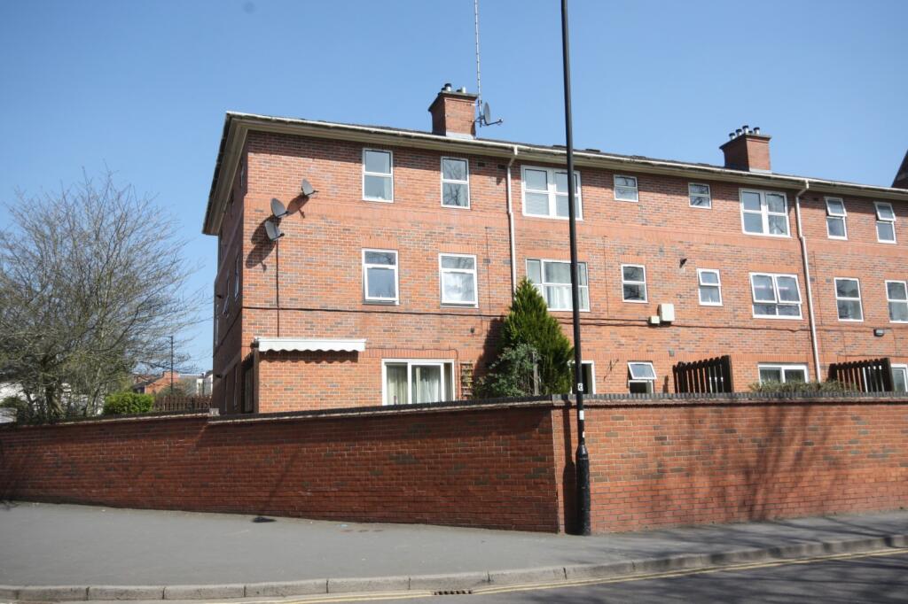 1 bed 1st Floor Flat for rent in Royal Leamington Spa. From Leaders - Leamington Spa