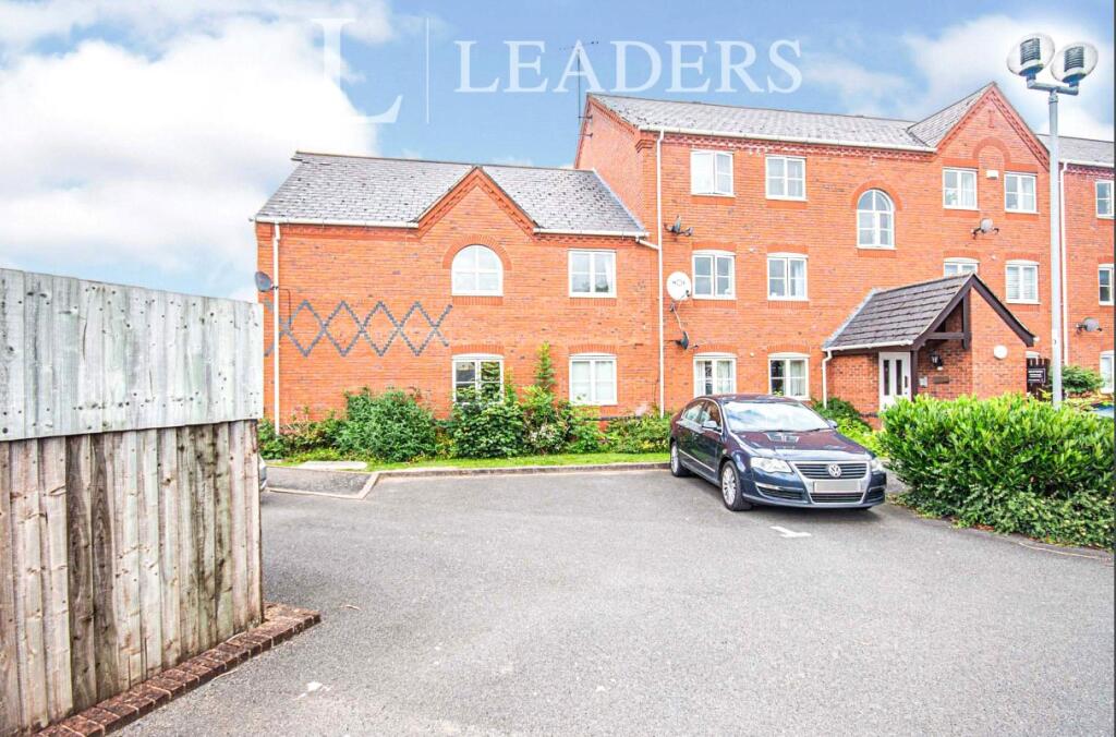 2 bed 1st Floor Flat for rent in Whitnash. From Leaders - Leamington Spa