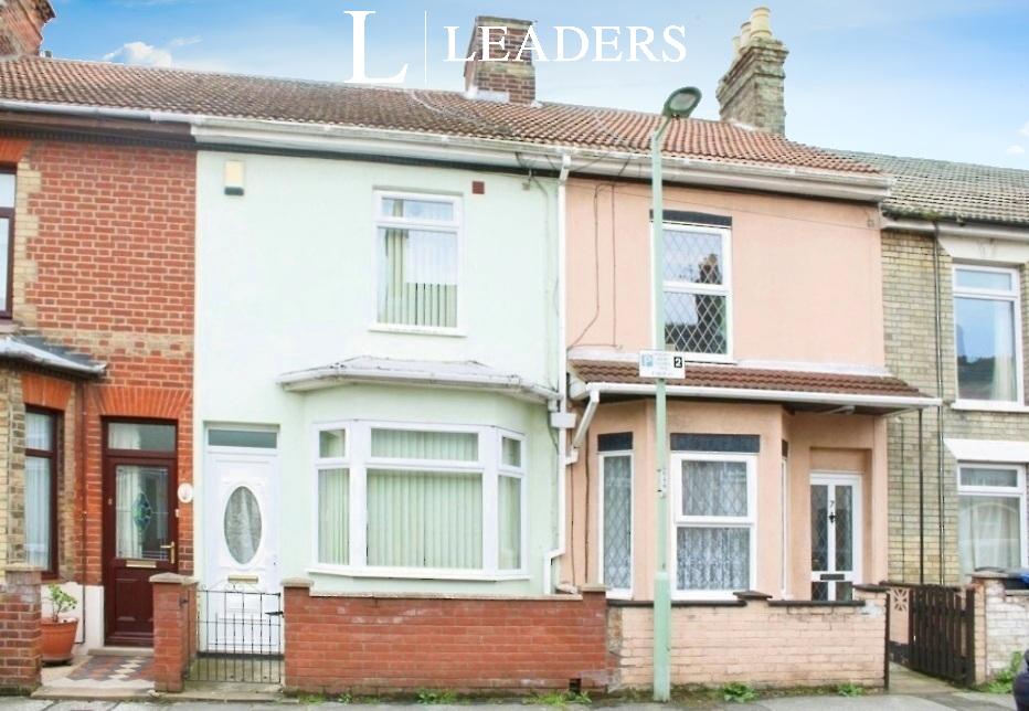 2 bed Mid Terraced House for rent in Lowestoft. From Leaders - Lowestoft
