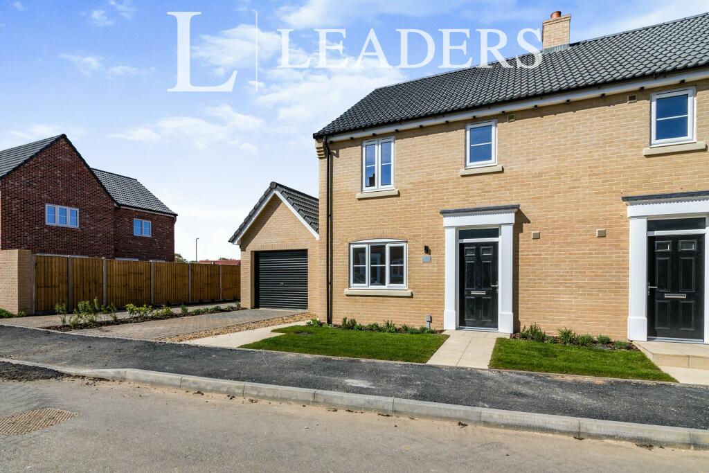3 bed Semi-Detached House for rent in Wrentham. From Leaders Lettings - Lowestoft