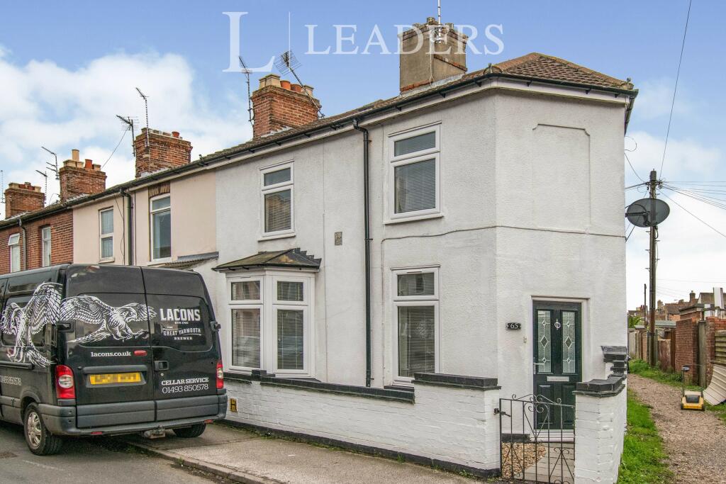 2 bed End Terraced House for rent in Lowestoft. From Leaders - Lowestoft