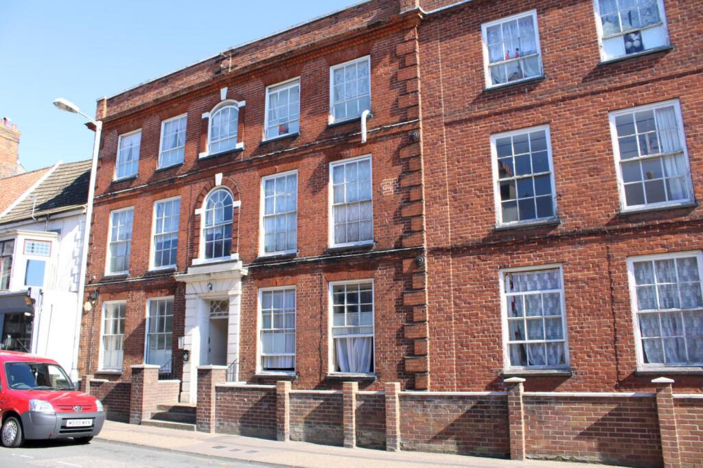 1 bed 1st Floor Flat for rent in Great Yarmouth. From Leaders - Lowestoft