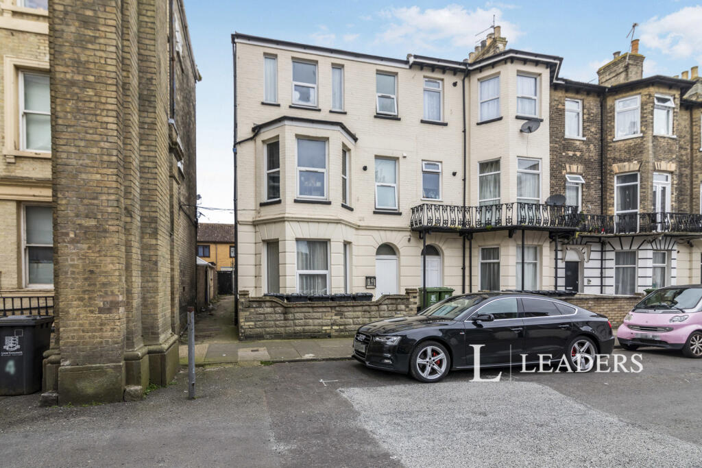 1 bed 1st Floor Flat for rent in Great Yarmouth. From Leaders - Lowestoft