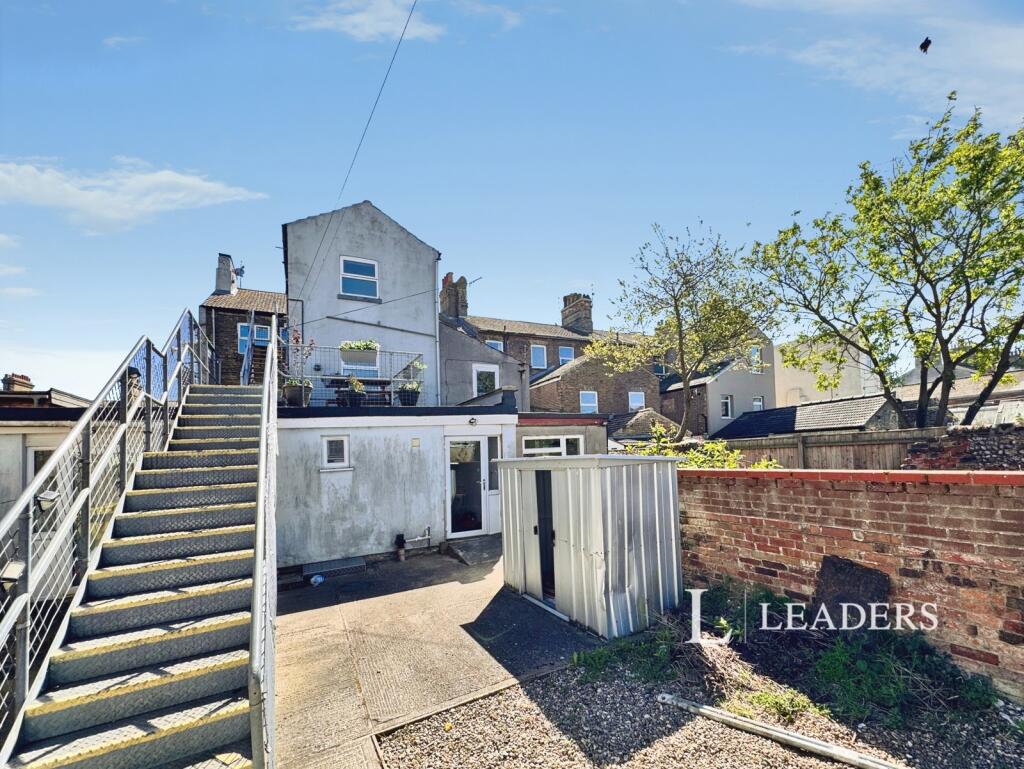 3 bed 1st Floor Flat for rent in Kessingland. From Leaders - Lowestoft