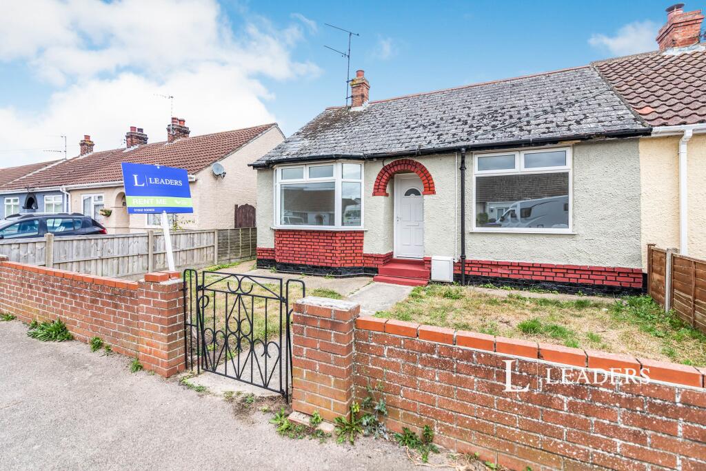 3 bed Bungalow for rent in Black Street. From Leaders - Lowestoft