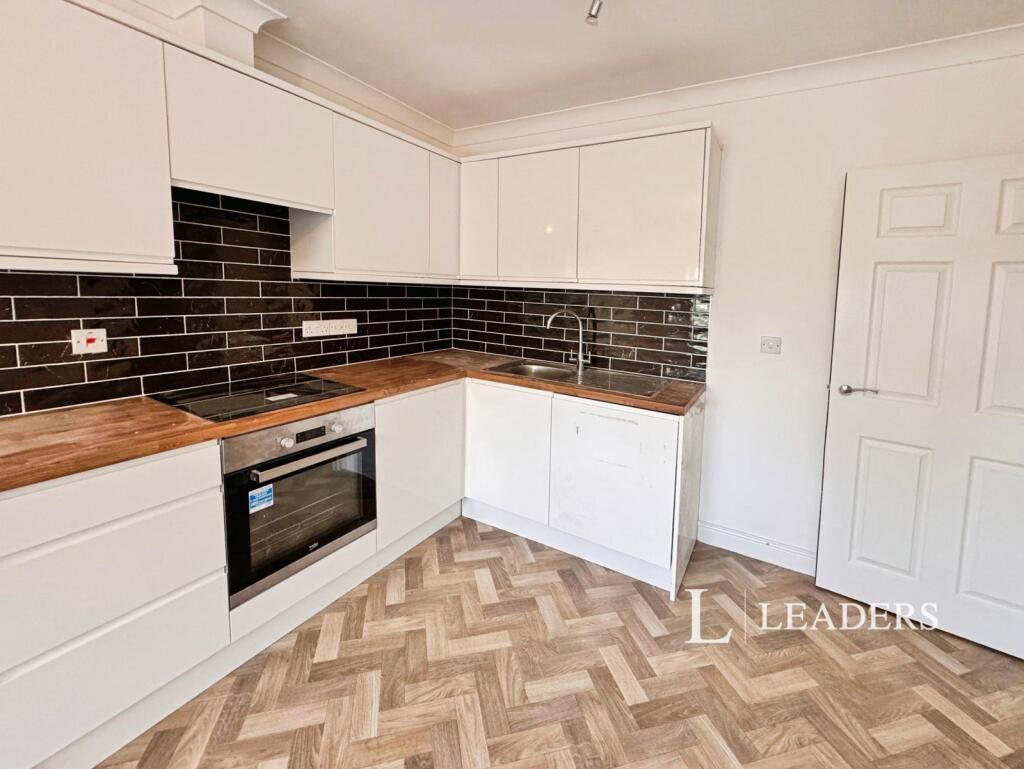 2 bed 1st Floor Flat for rent in Catfield. From Leaders - Lowestoft