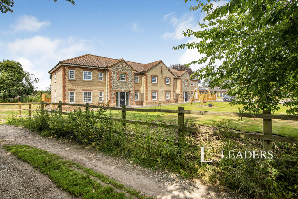2 bed 1st Floor Flat for rent in Catfield. From Leaders - Lowestoft 2 bed 1st Floor Flat for rent in Catfield. From Leaders - Lowestoft