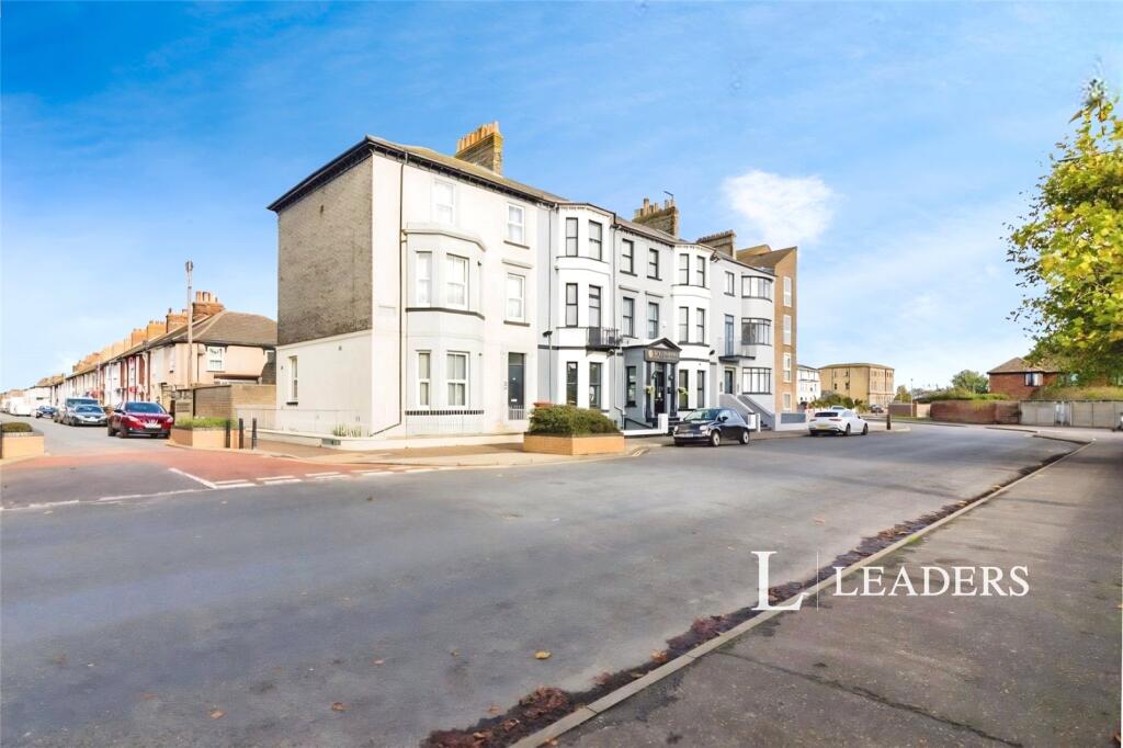 4 bed Studio for rent in Great Yarmouth. From Leaders - Lowestoft 4 bed Studio for rent in Great Yarmouth. From Leaders - Lowestoft