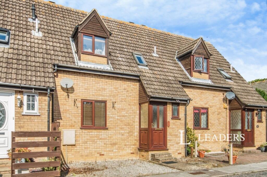 3 bed Mid Terraced House for rent in Black Street. From Leaders - Lowestoft
