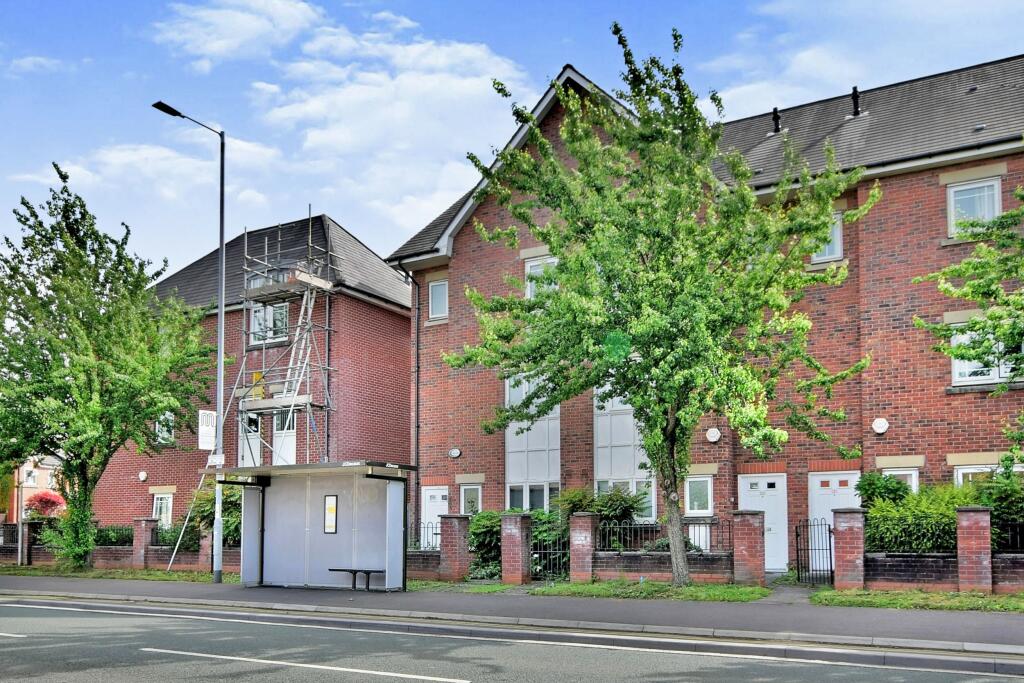 4 bed Town House for rent in Manchester. From Leaders Lettings - Manchester