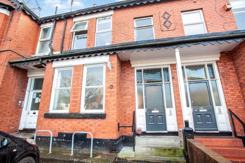 10 bed Mid Terraced House for rent in Manchester. From Leaders - Manchester