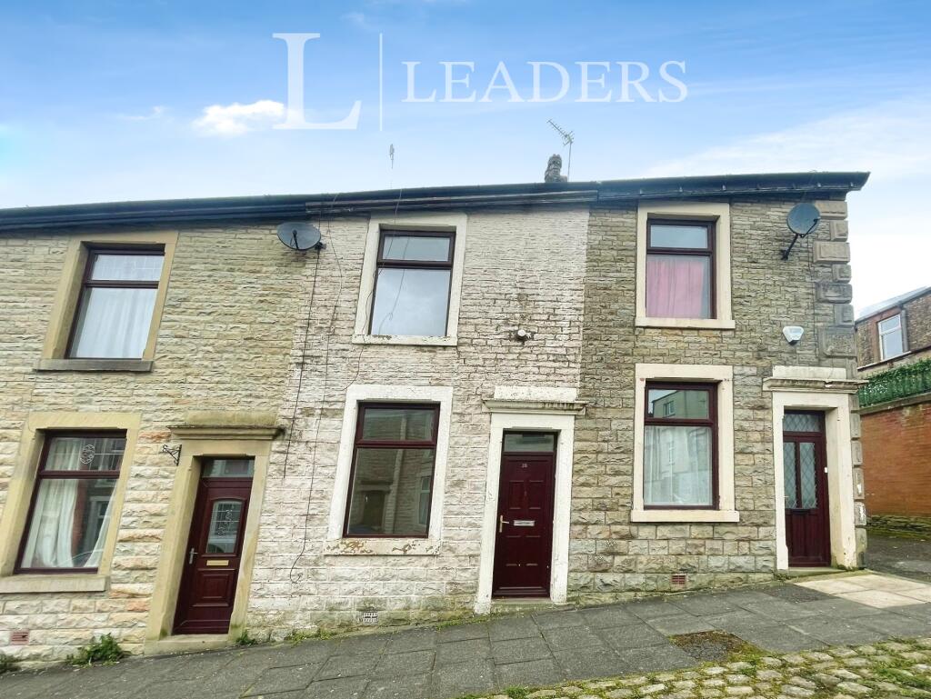 2 bed Mid Terraced House for rent in Darwen. From Leaders - Manchester
