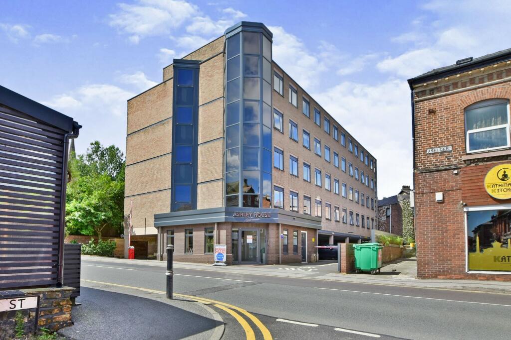 1 bed Apartment for rent in Altrincham. From Leaders - Manchester