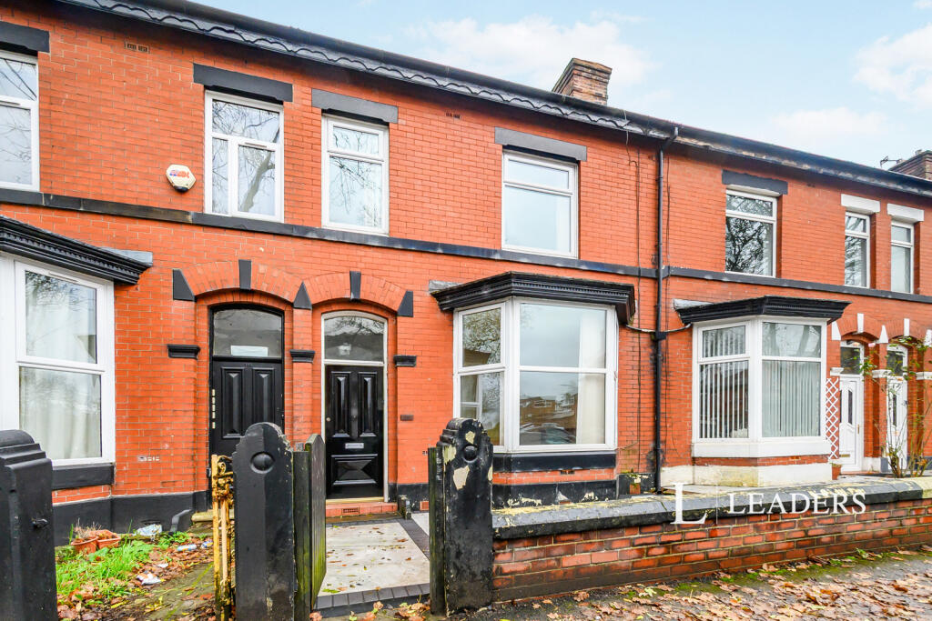 4 bed Mid Terraced House for rent in Affetside. From Leaders Lettings - Manchester 4 bed Mid Terraced House for rent in Affetside. From Leaders Lettings - Manchester