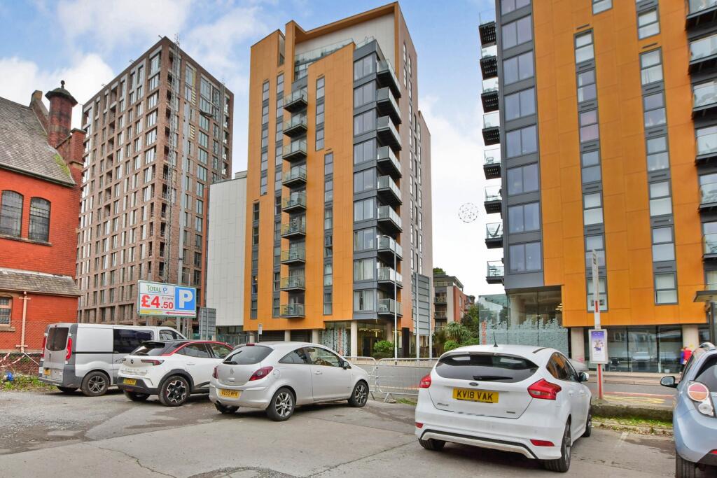 2 bed 1st Floor Flat for rent in Manchester. From Leaders Lettings - Manchester