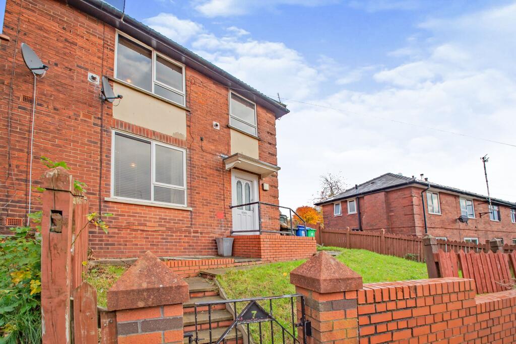 3 bed Semi Detached for rent in Burnedge. From Leaders Lettings - Manchester 3 bed Semi Detached for rent in Burnedge. From Leaders Lettings - Manchester