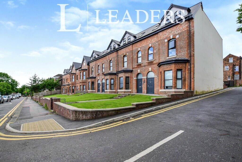 2 bed 1st Floor Flat for rent in Charlestown. From Leaders Lettings - Manchester