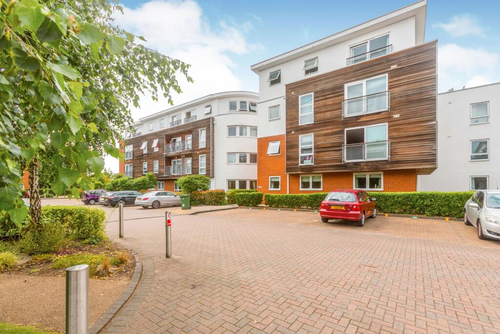 2 bed 1st Floor Flat for rent in Altrincham. From Leaders Lettings - Manchester