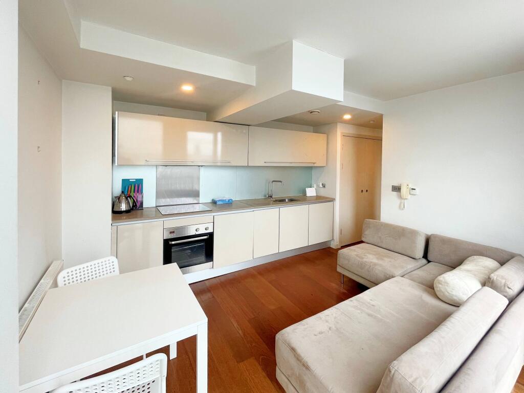 4 bed 1st Floor Flat for rent in Manchester. From Leaders Lettings - Manchester