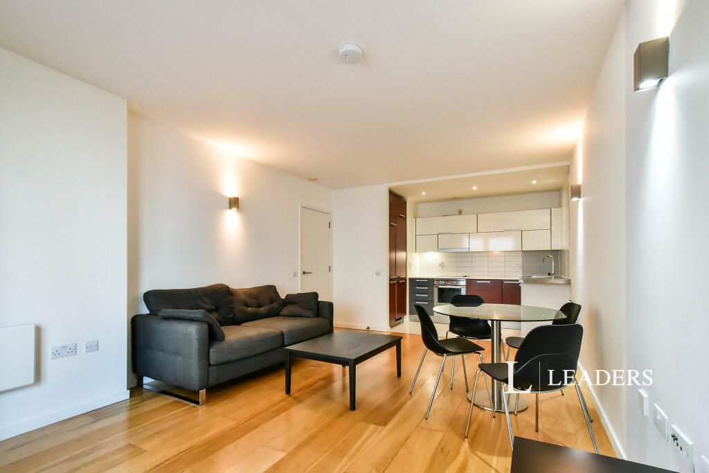 2 bed 1st Floor Flat for rent in Manchester. From Leaders Lettings - Manchester