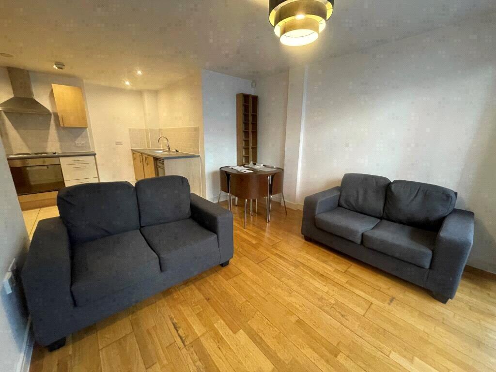 2 bed 1st Floor Flat for rent in Manchester. From Leaders Lettings - Manchester