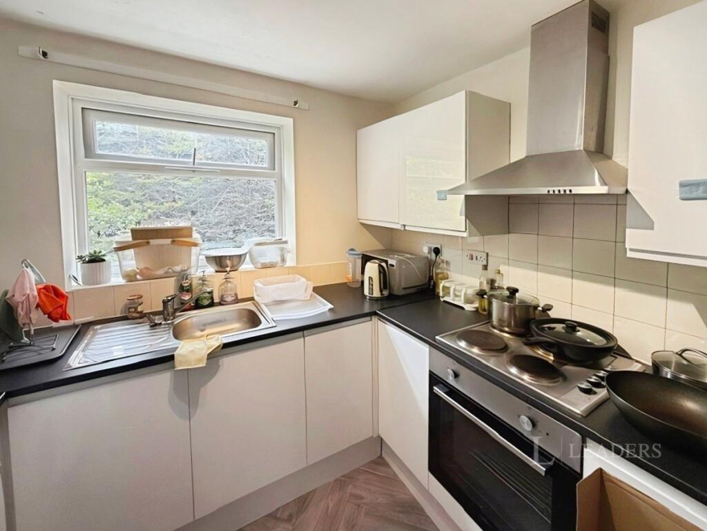 2 bed 1st Floor Flat for rent in Salford. From Leaders Lettings - Manchester
