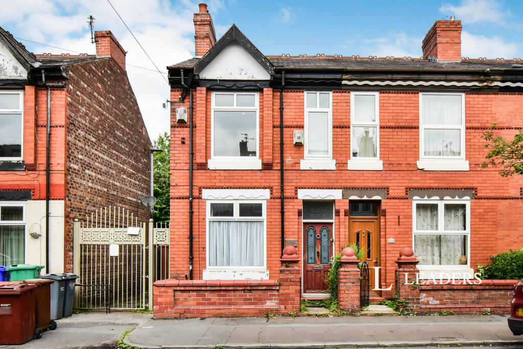 3 bed Mid Terraced House for rent in Manchester. From Leaders Lettings - Manchester