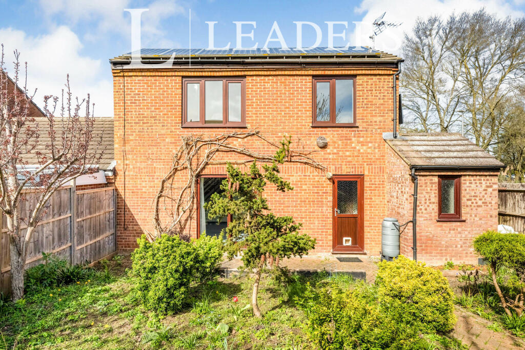 3 bed Semi-Detached House for rent in Bletchley. From Leaders - Milton Keynes
