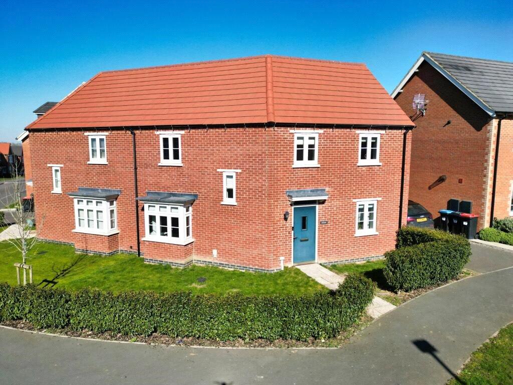 3 bed Mid Terraced House for rent in Hanslope. From Leaders - Milton Keynes