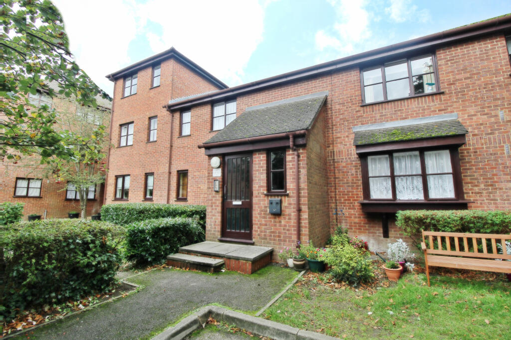 1 bed 1st Floor Flat for rent in Milton Keynes. From Leaders - Milton Keynes