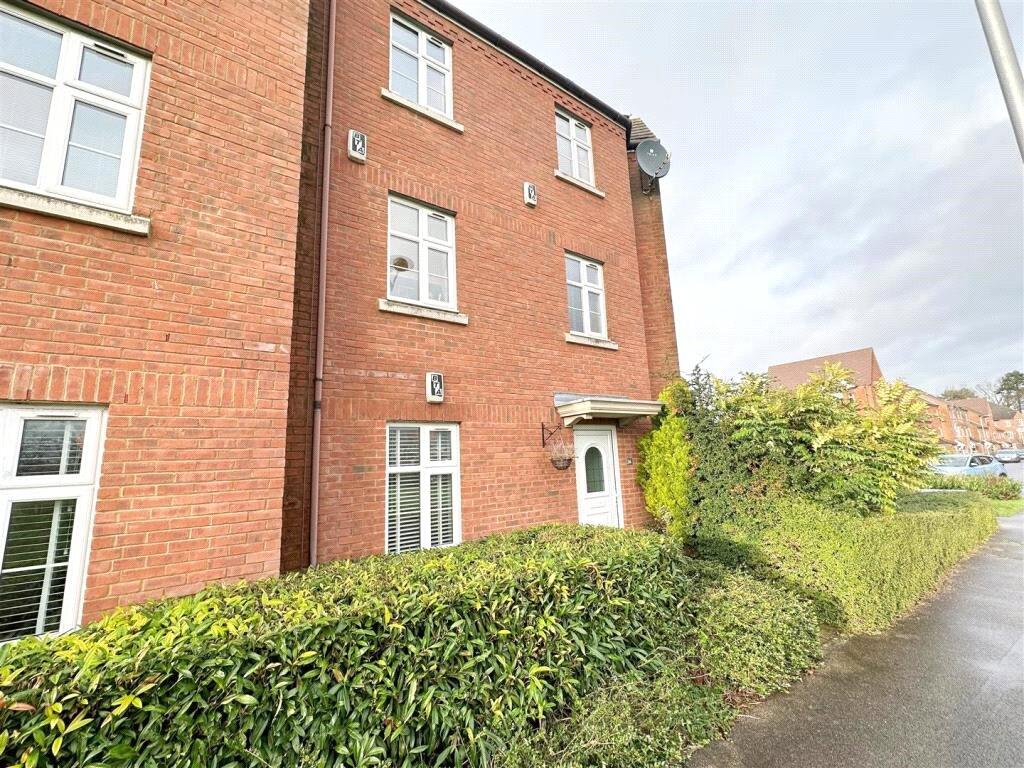 2 bed 1st Floor Flat for rent in Bletchley. From Leaders - Milton Keynes