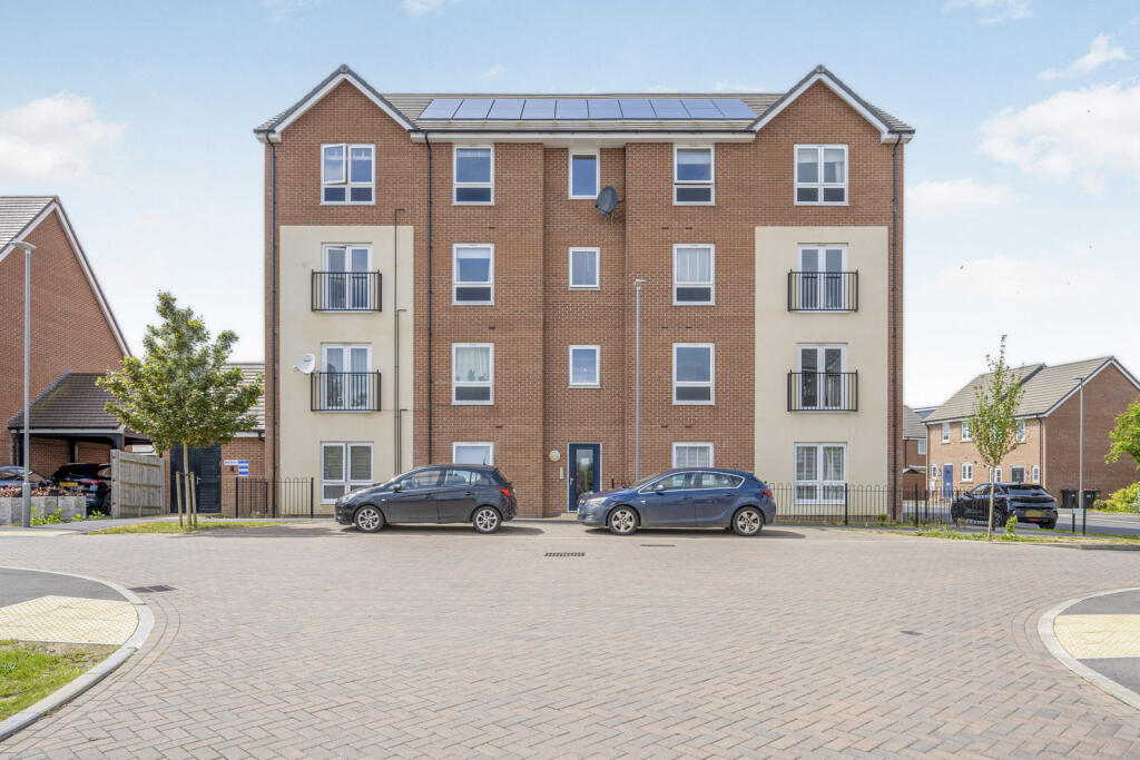 2 bed 1st Floor Flat for rent in Bletchley. From Leaders - Milton Keynes