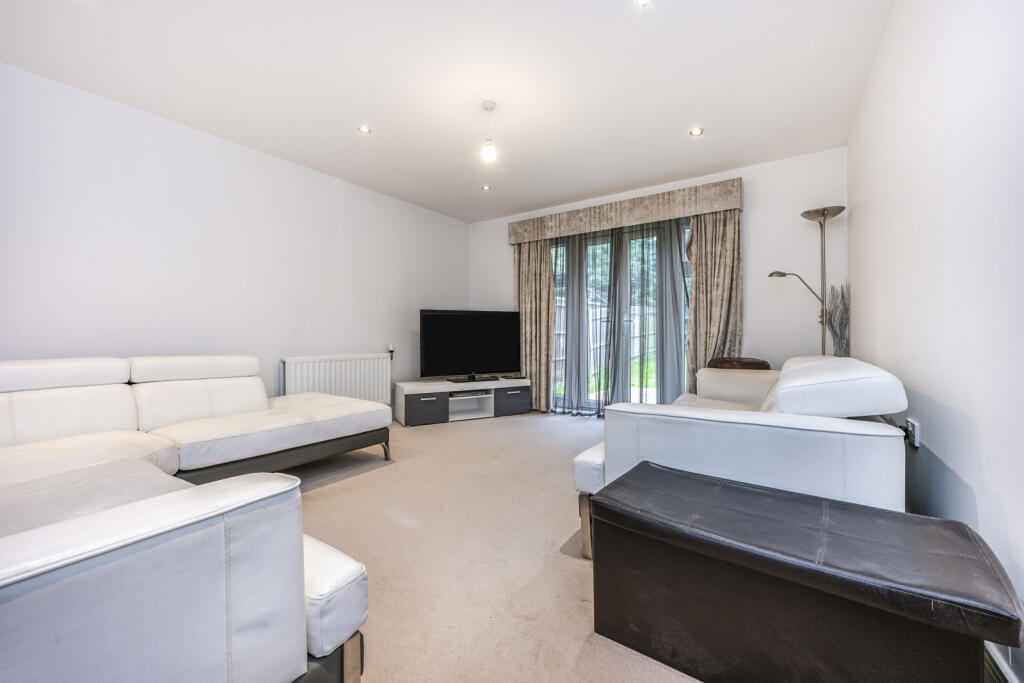 4 bed Detached for rent in Wavendon. From Leaders - Milton Keynes