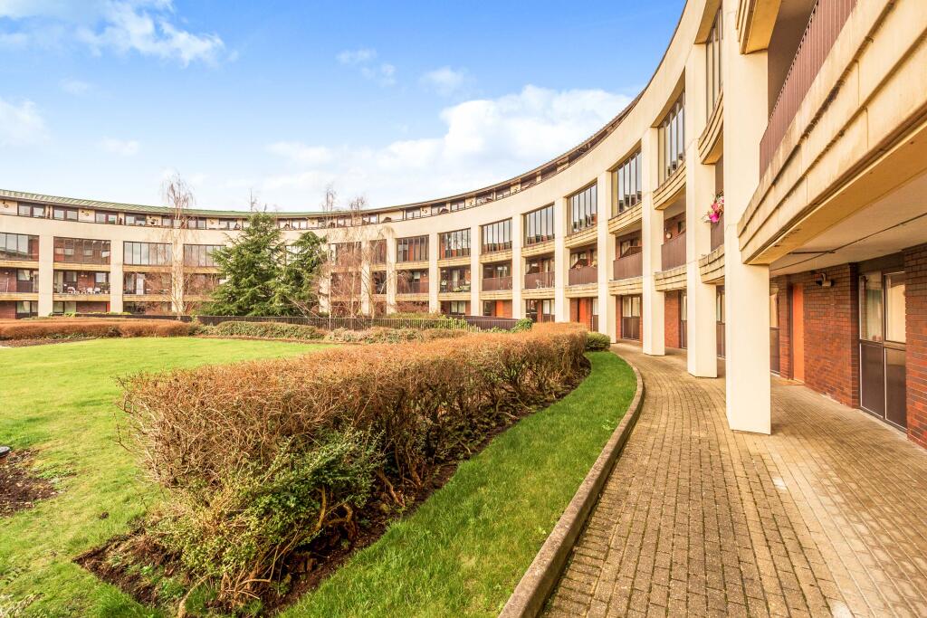2 bed 1st Floor Flat for rent in Milton Keynes. From Leaders - Milton Keynes