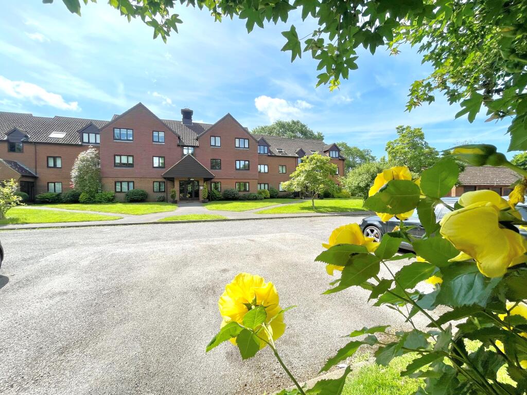 2 bed 1st Floor Flat for rent in Wavendon. From Leaders - Milton Keynes